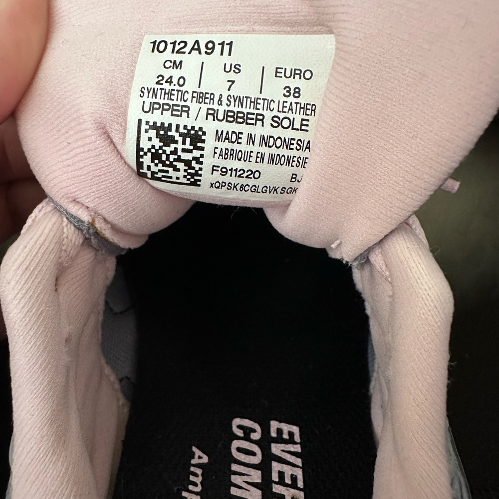 ASICS Women's Athletic Shoes in Gray and Pink - Picture 6 of 7